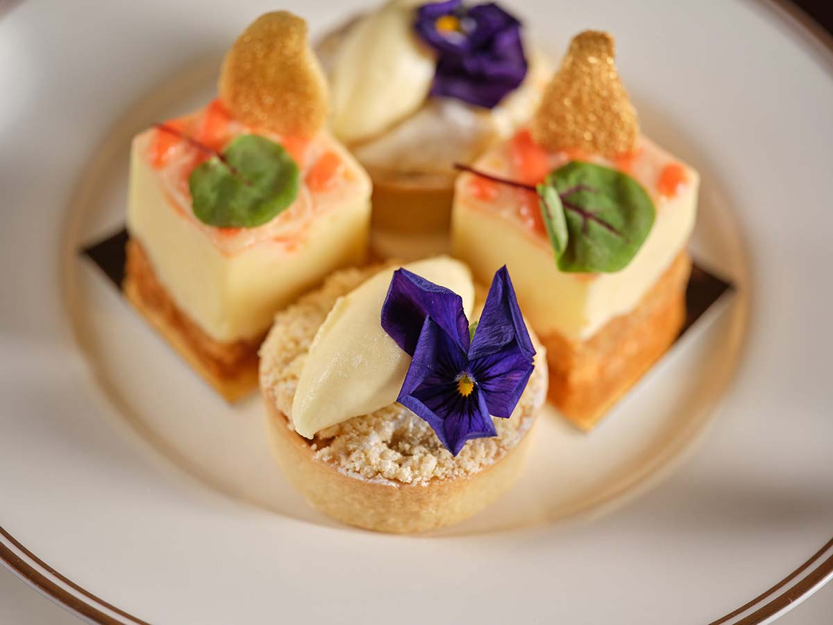 Rhubarb & White Chocolate Cheese cake, Gooseberry & Elderflower Crumble Tart — RAILS Afternoon Tea